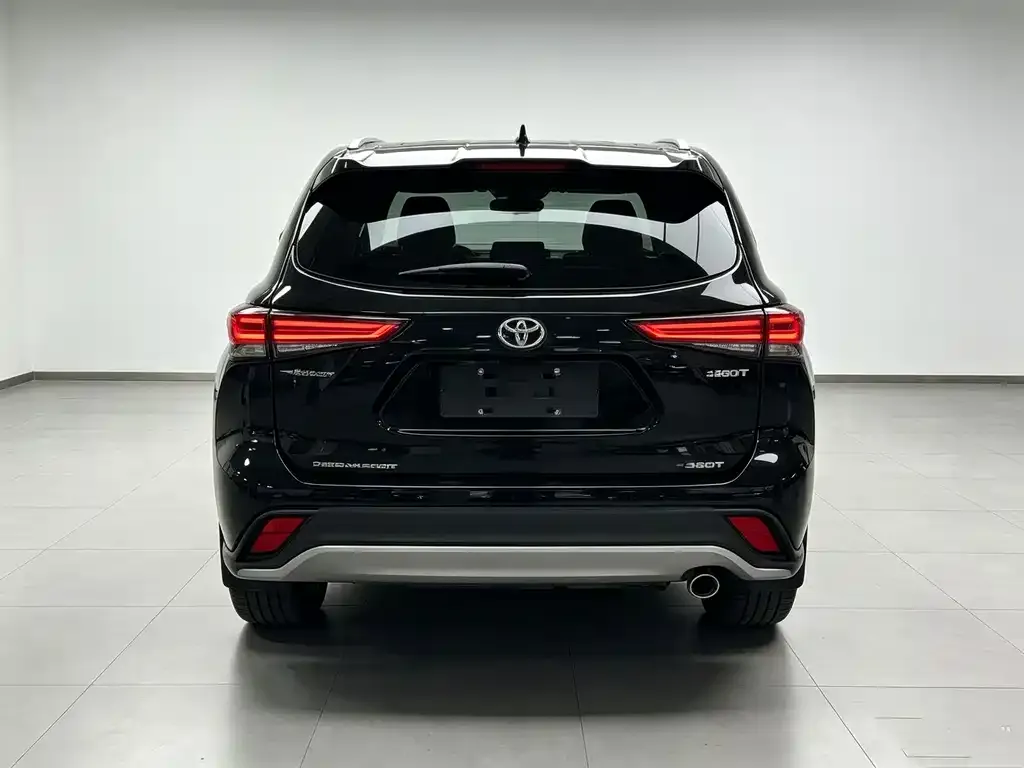 Toyota Highlander — фото 5
