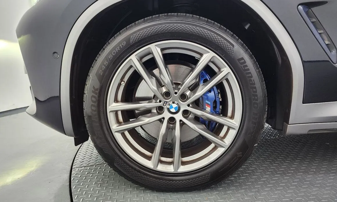 BMW X4 — фото 8