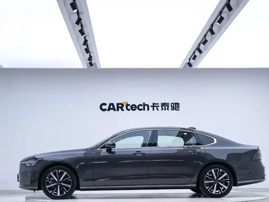 Volvo S90 — фото 10