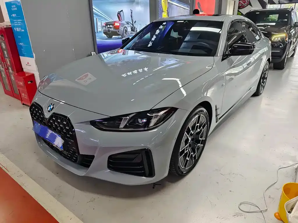 BMW 4 Series — фото 1