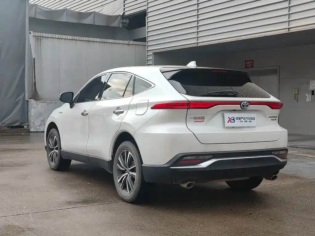 Toyota Harrier — фото 5