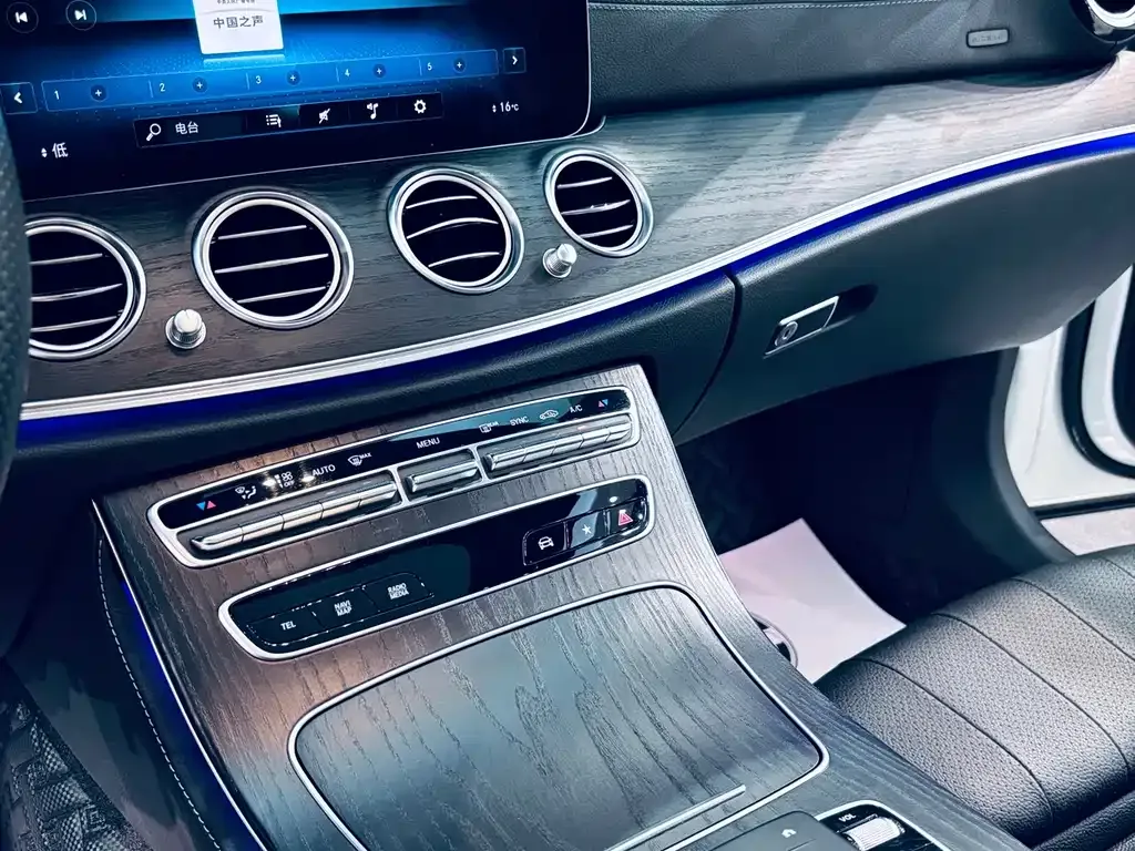 Mercedes-Benz E-Class (Import) — фото 10