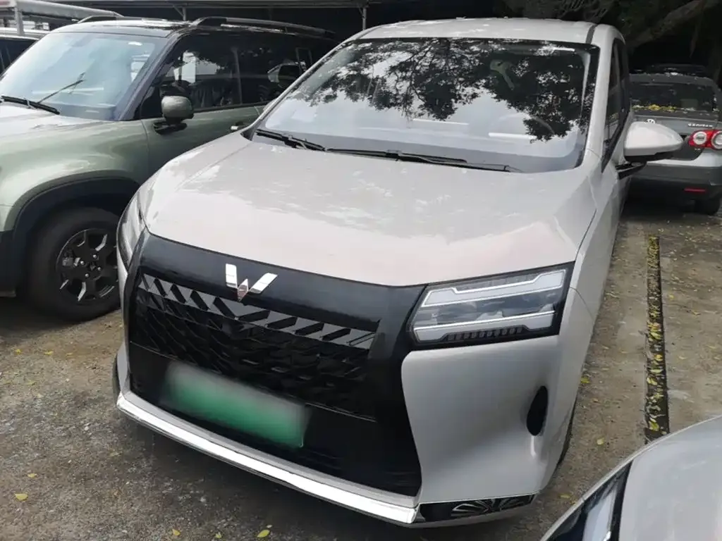 Wuling Xingguang 730 New Energy — фото 1