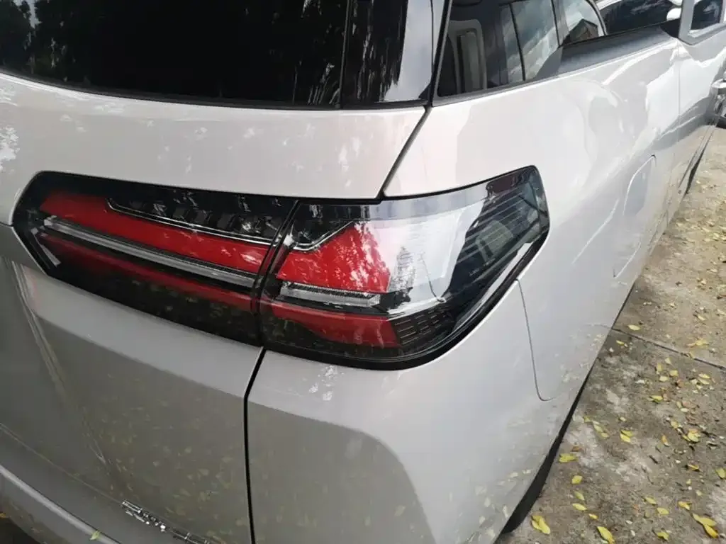 Wuling Xingguang 730 New Energy — фото 4
