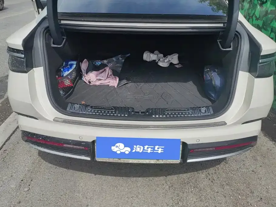 BYD Seal 07 DM-i — фото 2