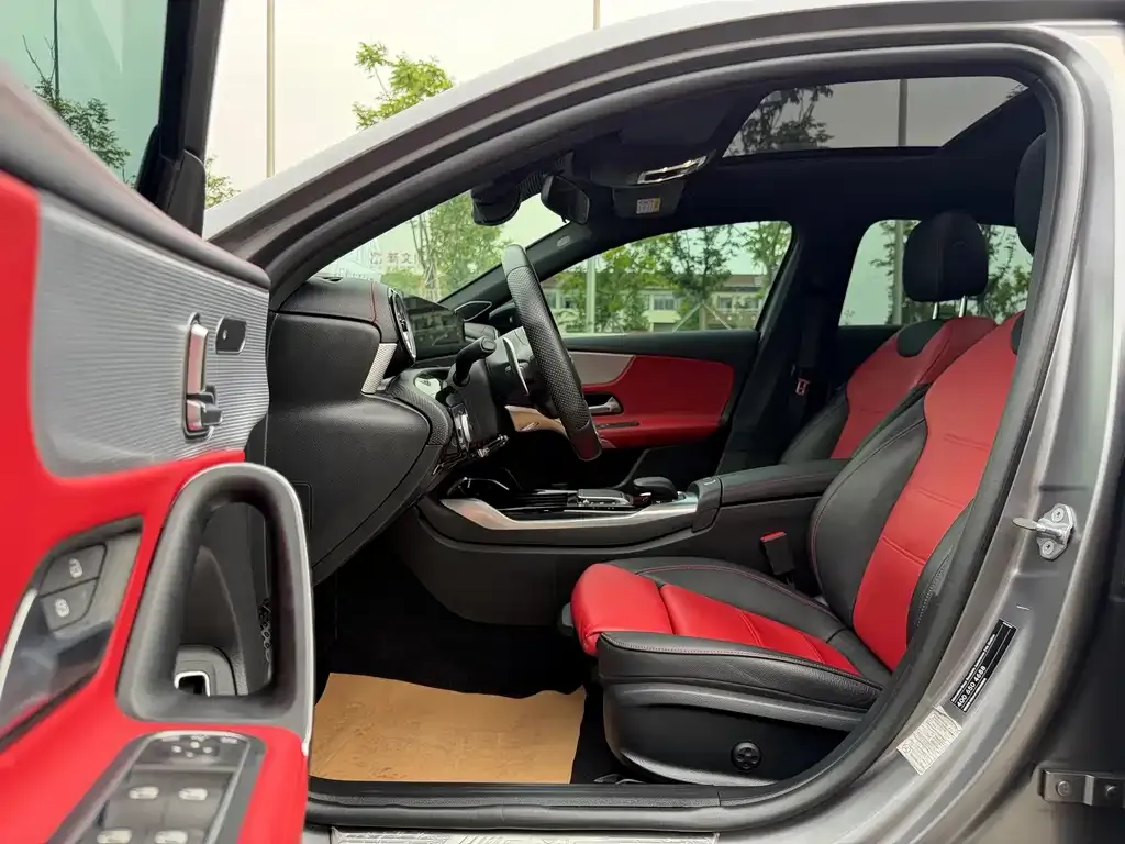 Mercedes-Benz A-Class AMG — фото 3