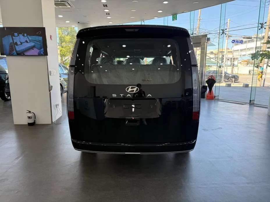 Hyundai Staria — фото 4