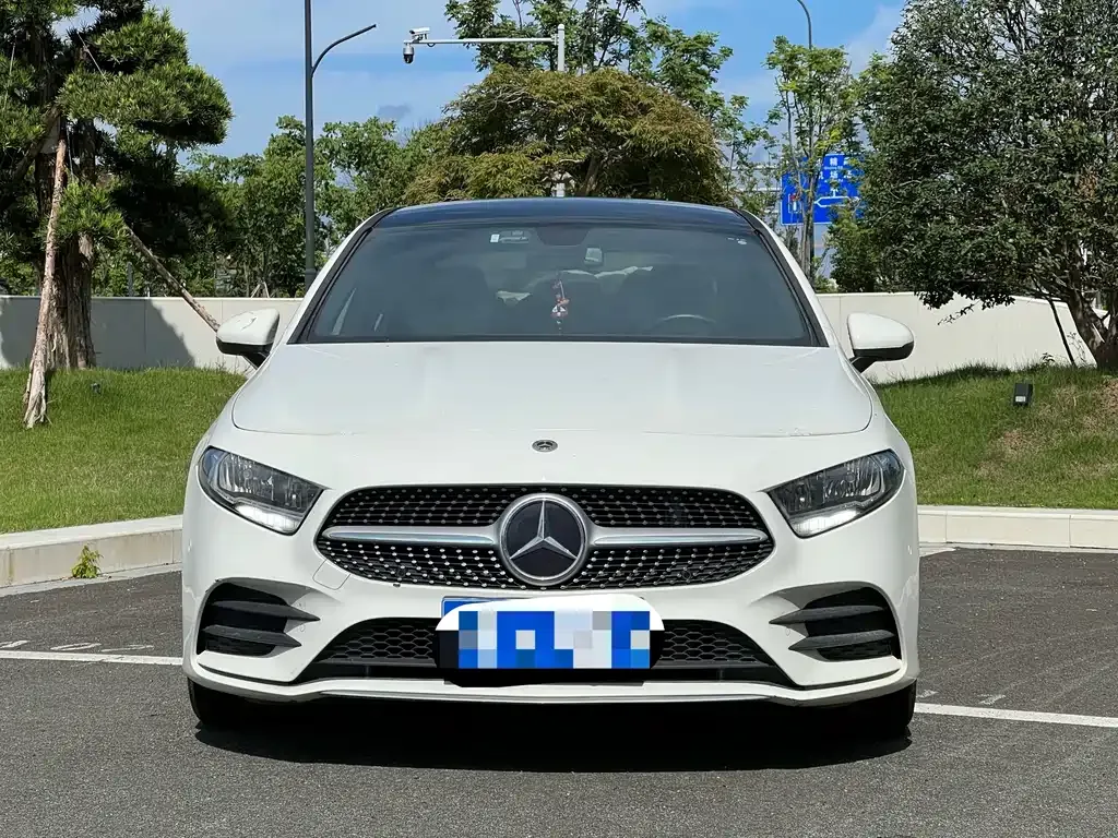 Mercedes-Benz A-Class — фото 1