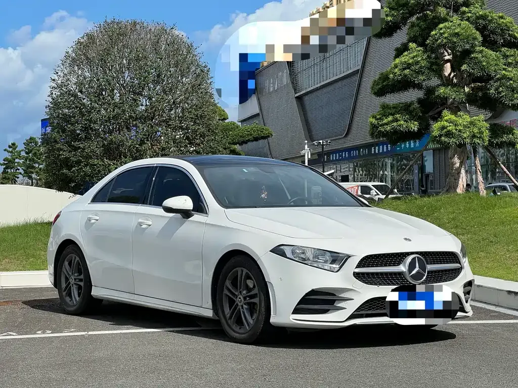 Mercedes-Benz A-Class — фото 9