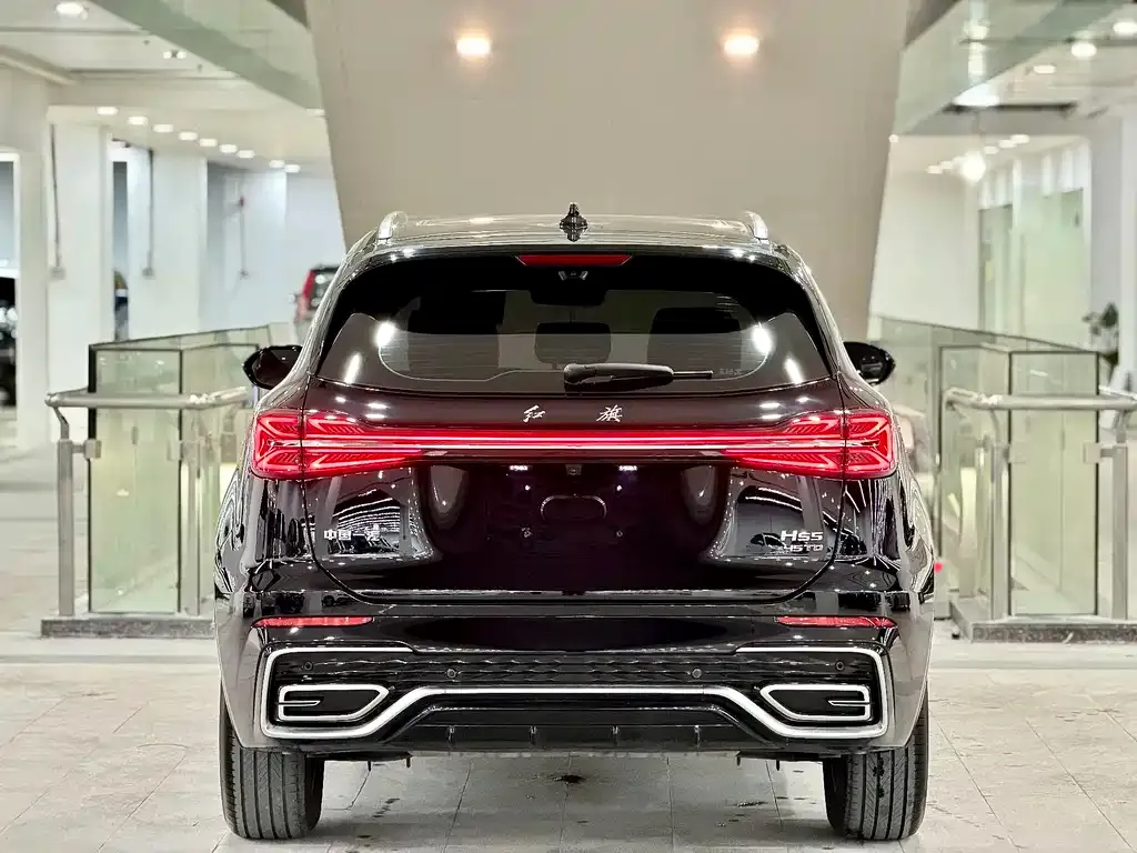 Hongqi HS5 — фото 3