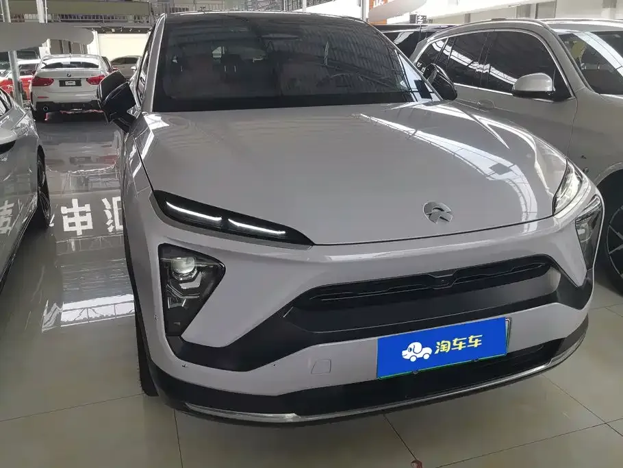 NIO EC6 — фото 9