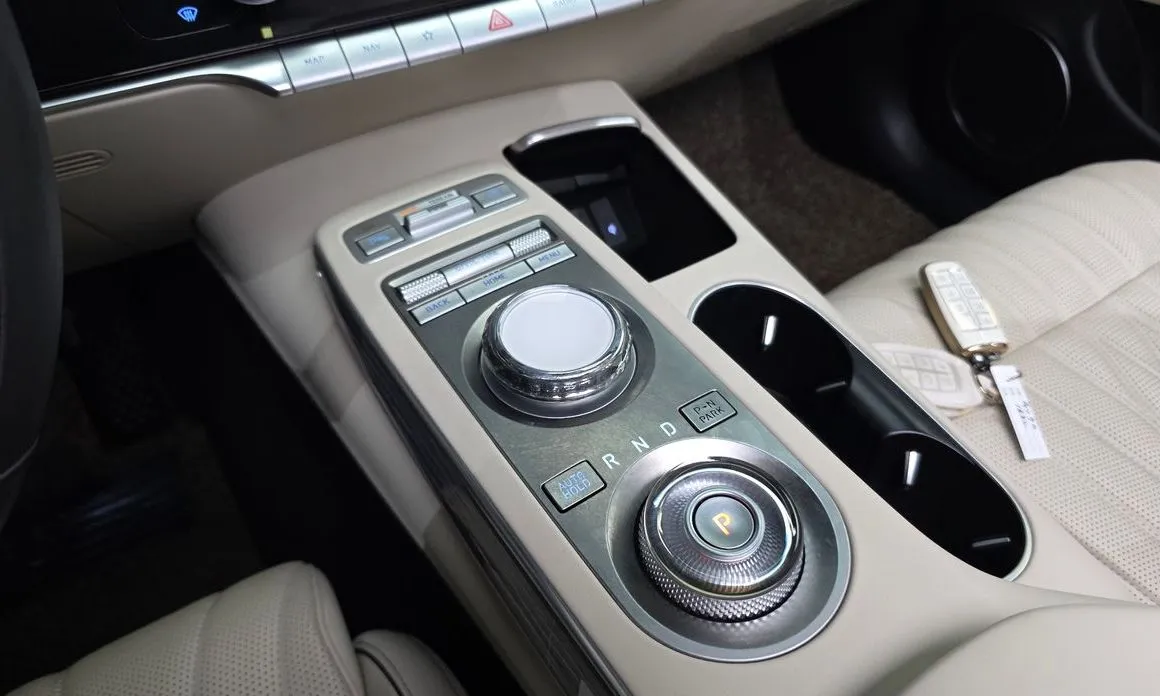 Genesis GV70 — фото 10