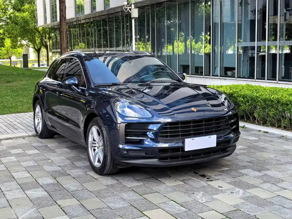 Porsche Macan — фото 7