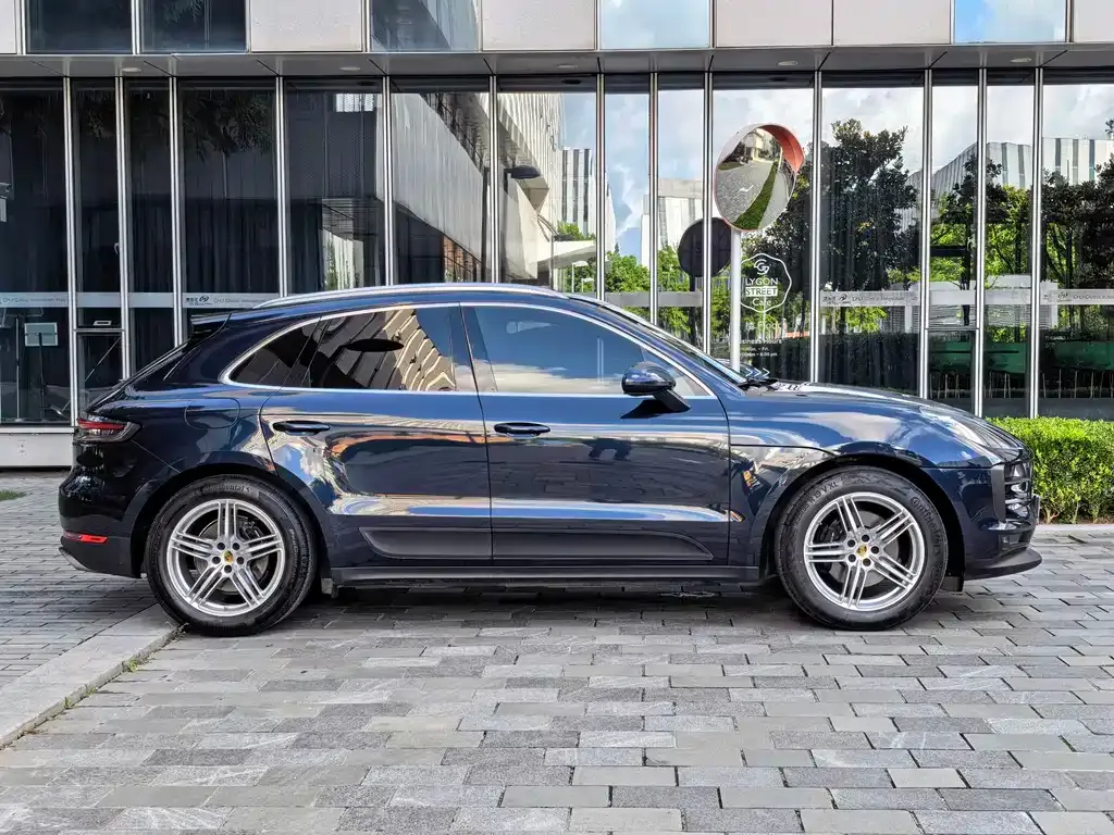 Porsche Macan — фото 6