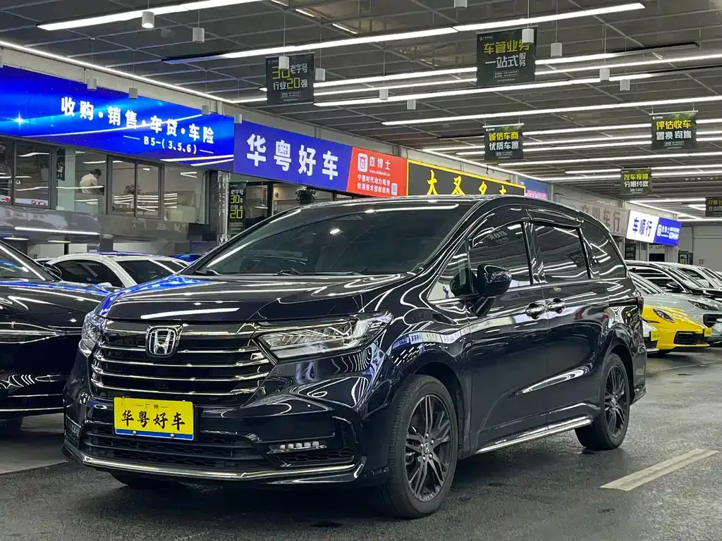 Honda Odyssey — фото 1