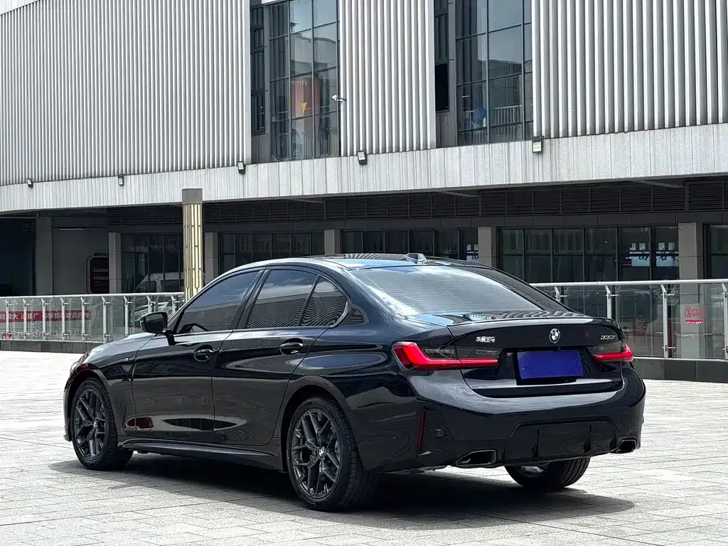 BMW 3 Series — фото 8