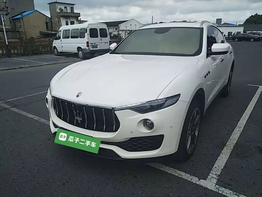 Maserati Levante — фото 8