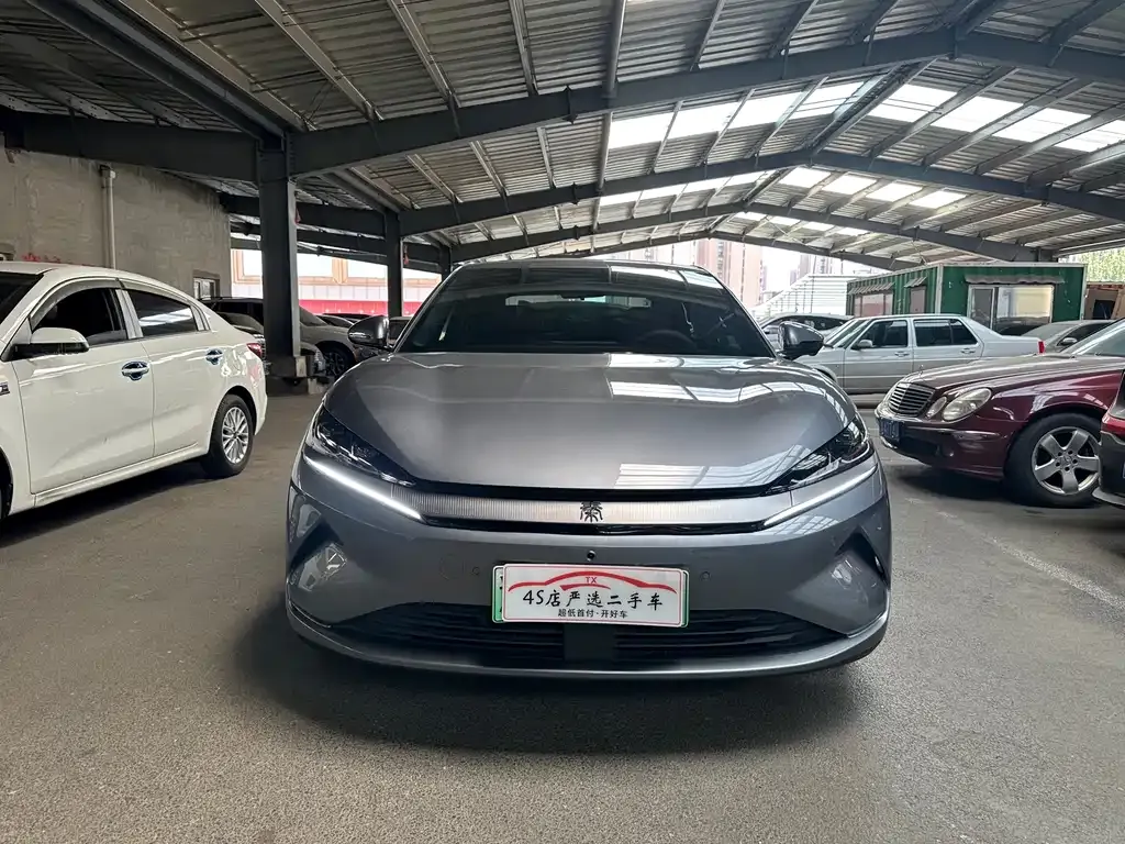 BYD Qin L — фото 1