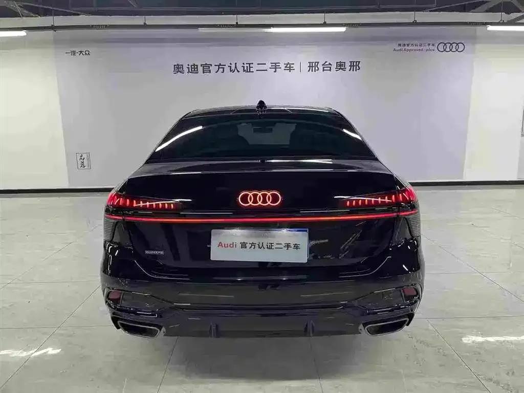 Audi A6L — фото 2