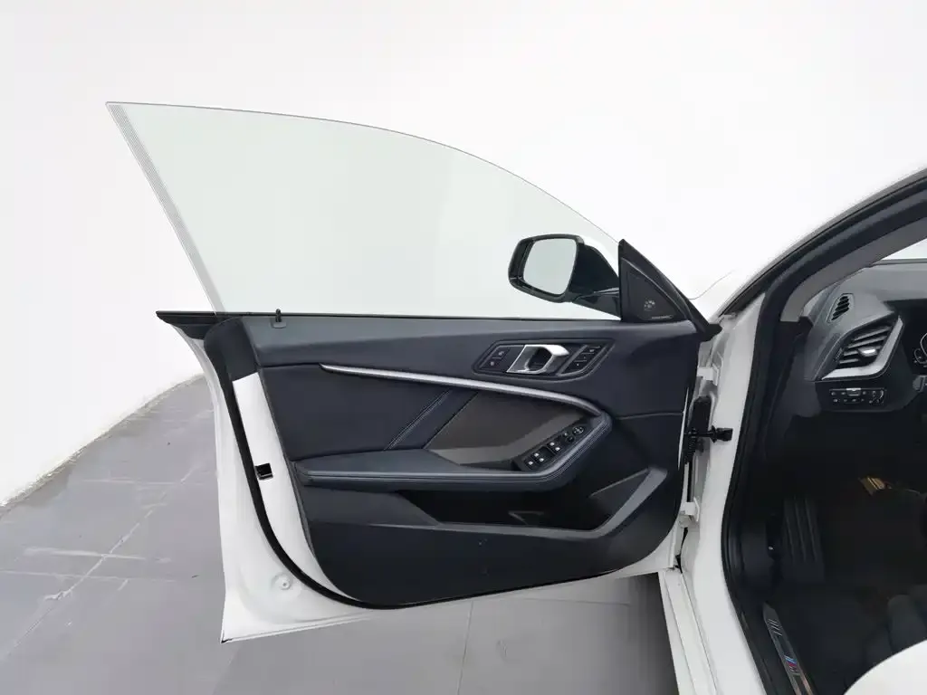 BMW 2 Series (Import) — фото 4