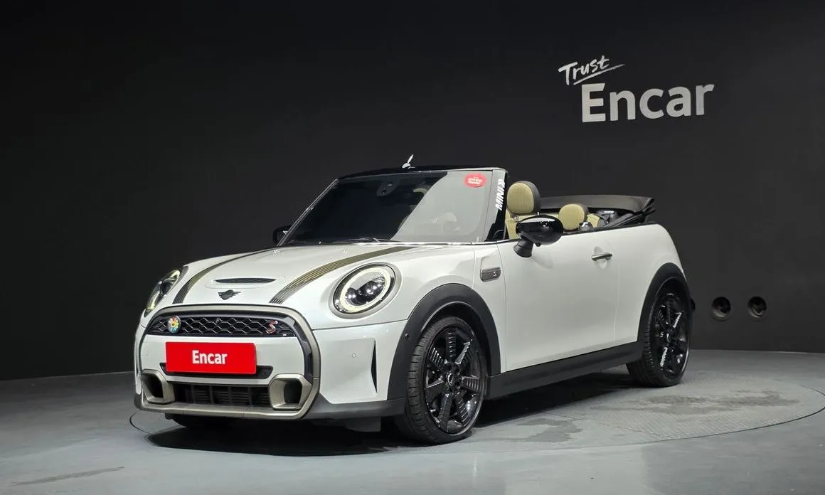 Mini Cooper Convertible — фото 1