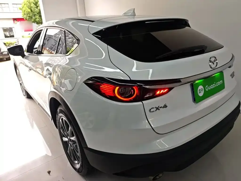 Mazda CX-4 — фото 6
