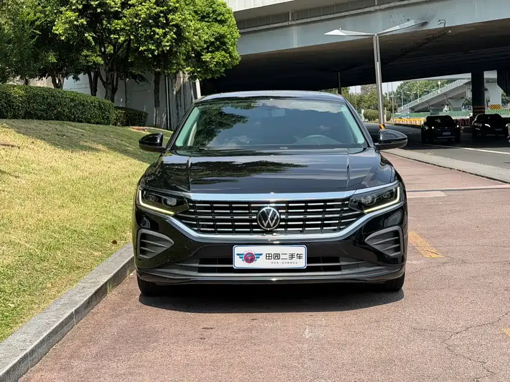 Volkswagen Passat — фото 4