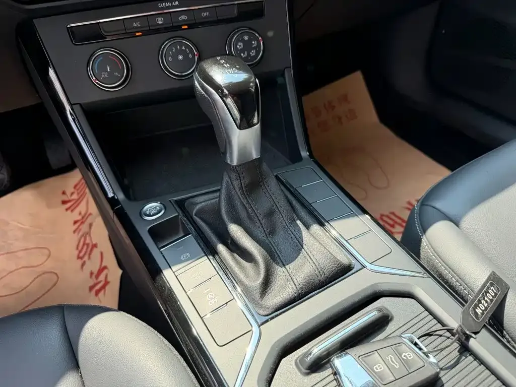 Volkswagen Passat — фото 3