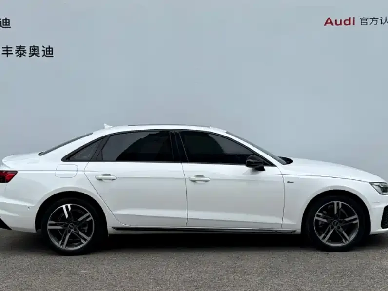Audi A4L — фото 10