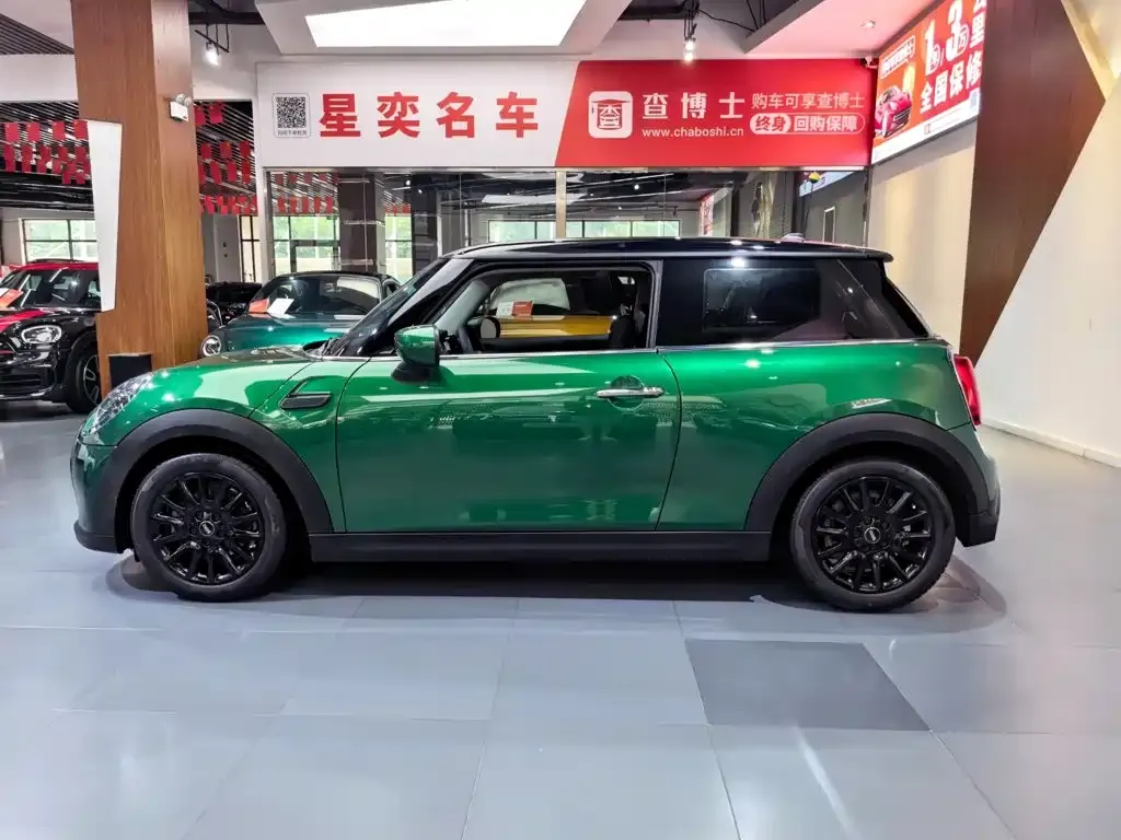 MINI Cooper (3-door) — фото 10