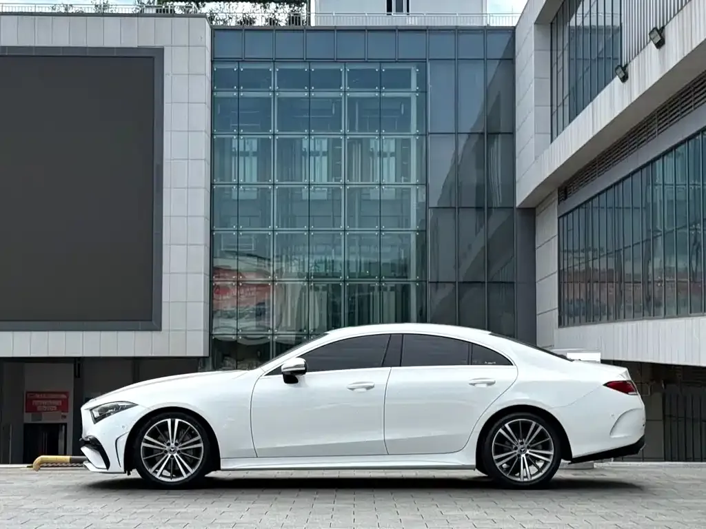 Mercedes-Benz CLS — фото 4