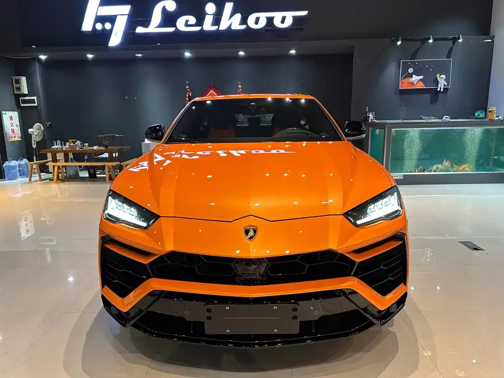 Lamborghini Urus — фото 9
