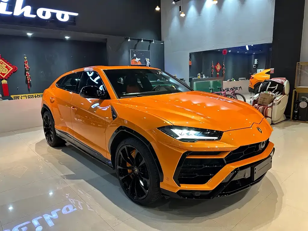 Lamborghini Urus — фото 5