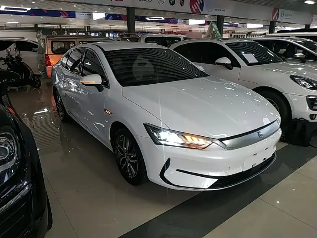 BYD Qin PLUS — фото 10