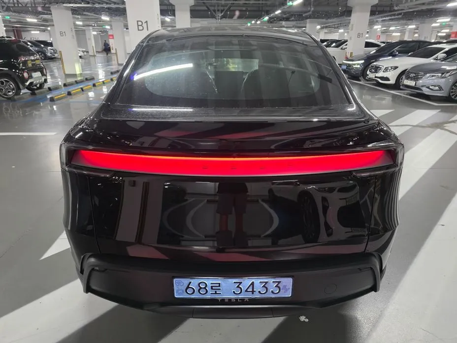 Tesla Model Y — фото 5