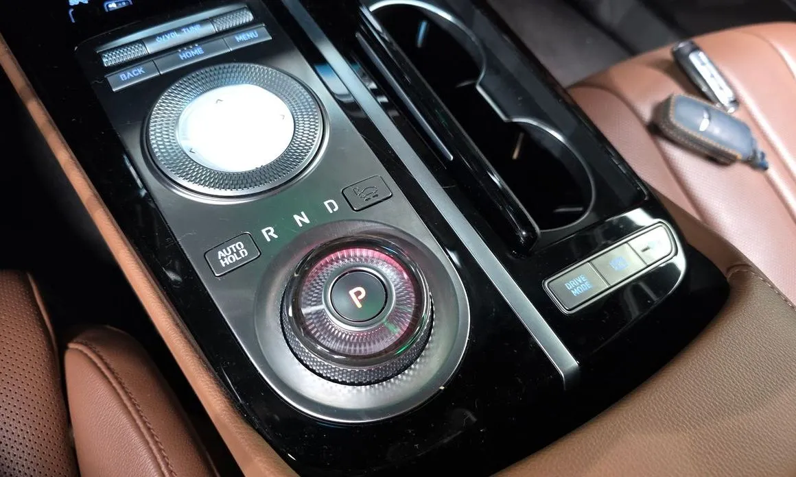 Genesis G80 — фото 9
