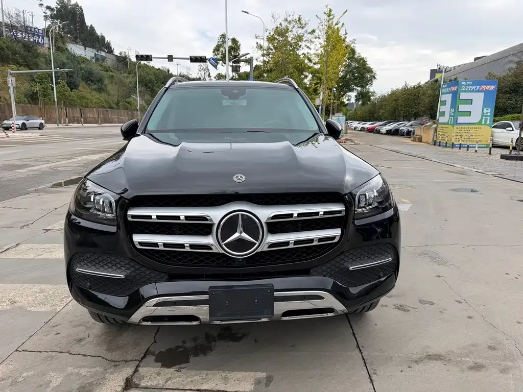 Mercedes-Benz GLS — фото 1