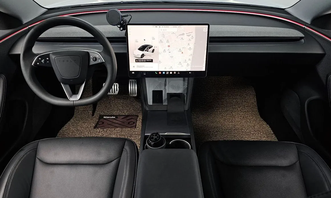 Tesla Model 3 — фото 9