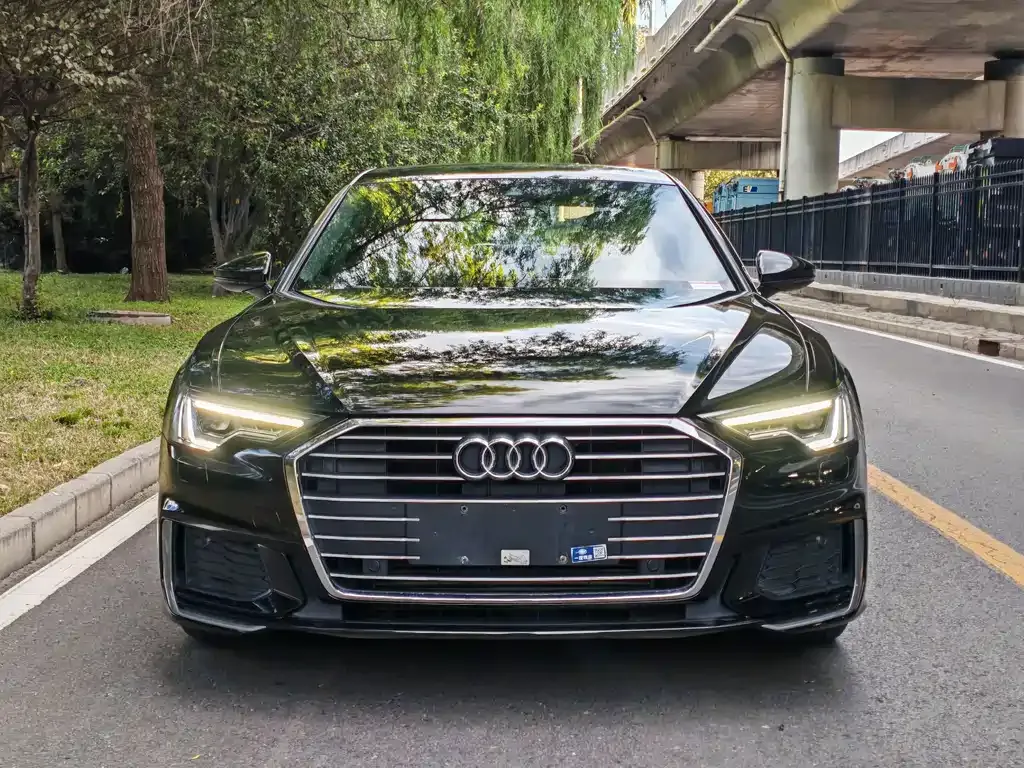Audi A6L — фото 10