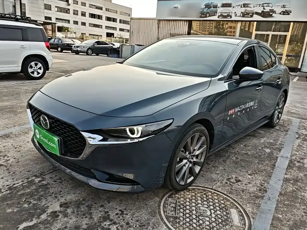 Mazda 3 Axela — фото 1