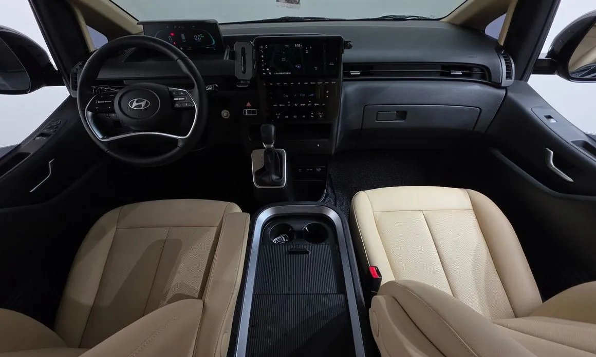 Hyundai Staria — фото 6