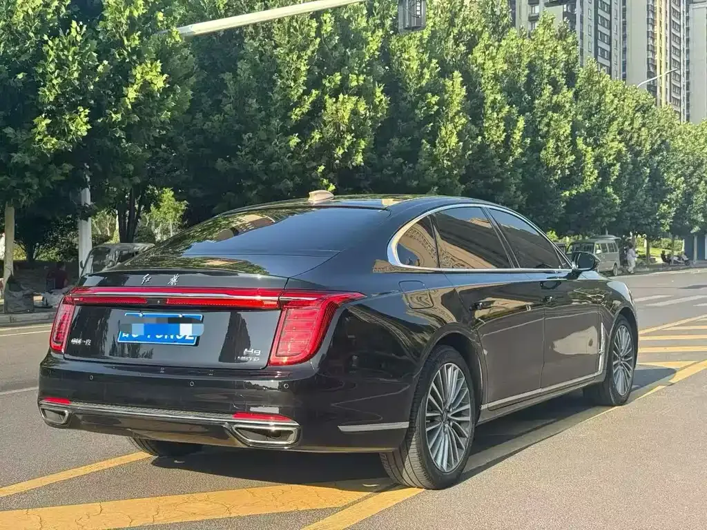 Hongqi H9 — фото 9