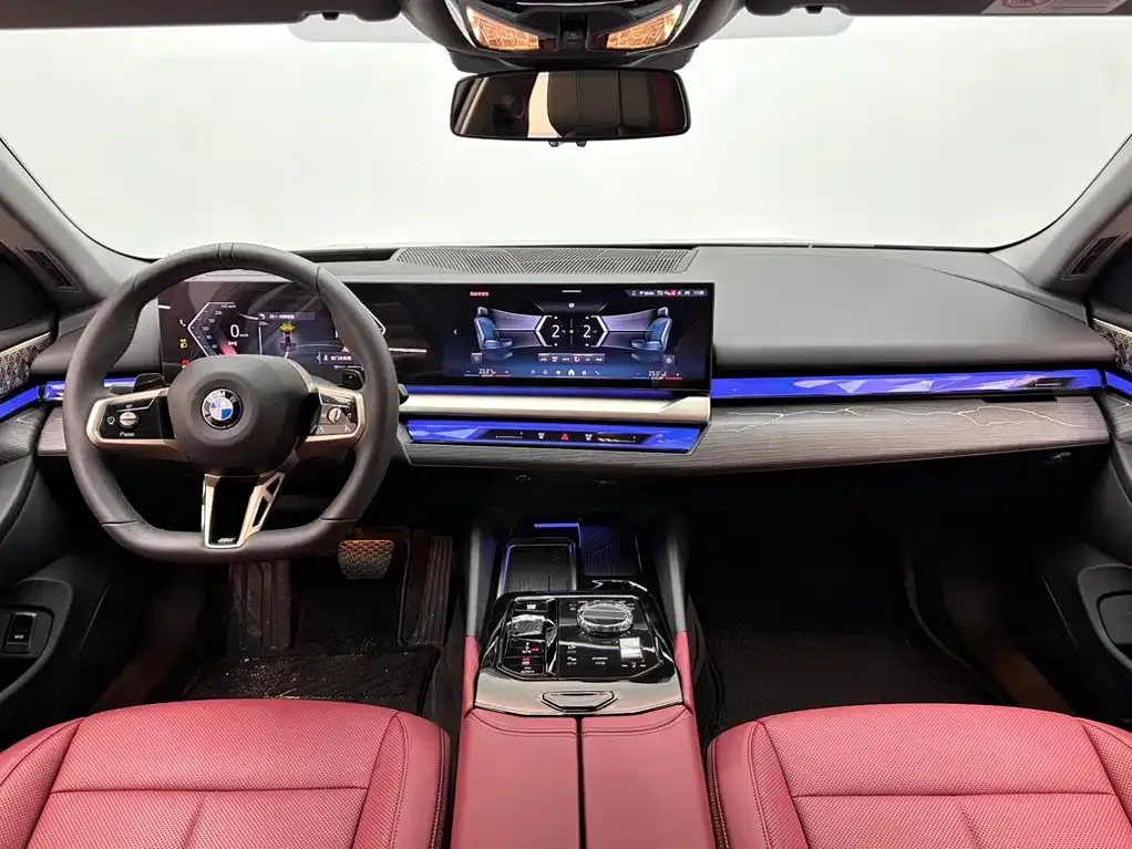 BMW 5 Series — фото 9