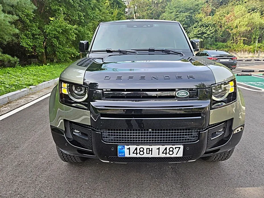 Land Rover Defender 110 P400 X 1