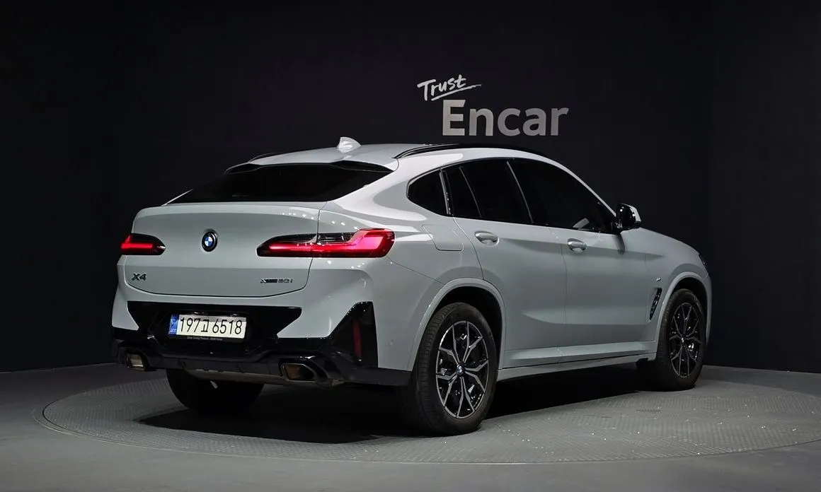 BMW X4 — фото 10