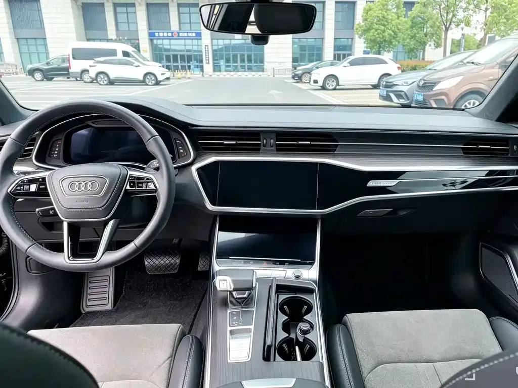 Audi A6L — фото 3