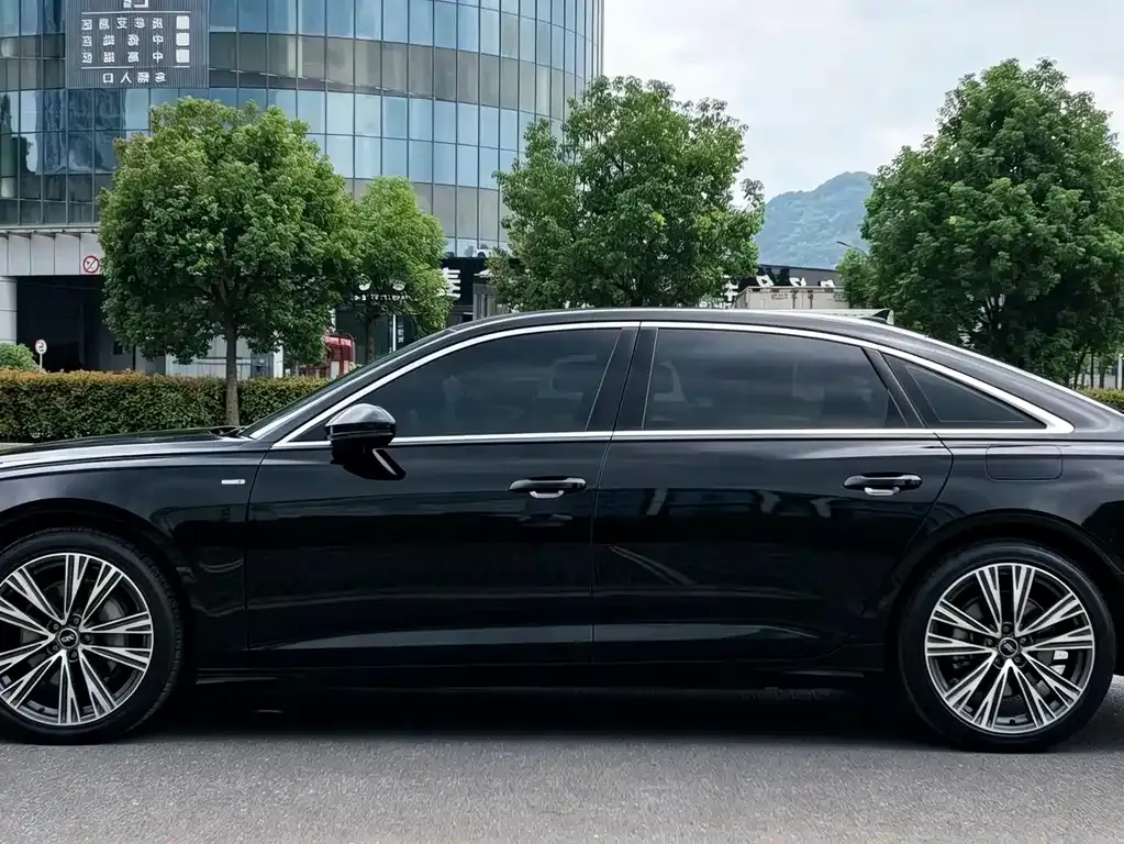 Audi A6L — фото 4