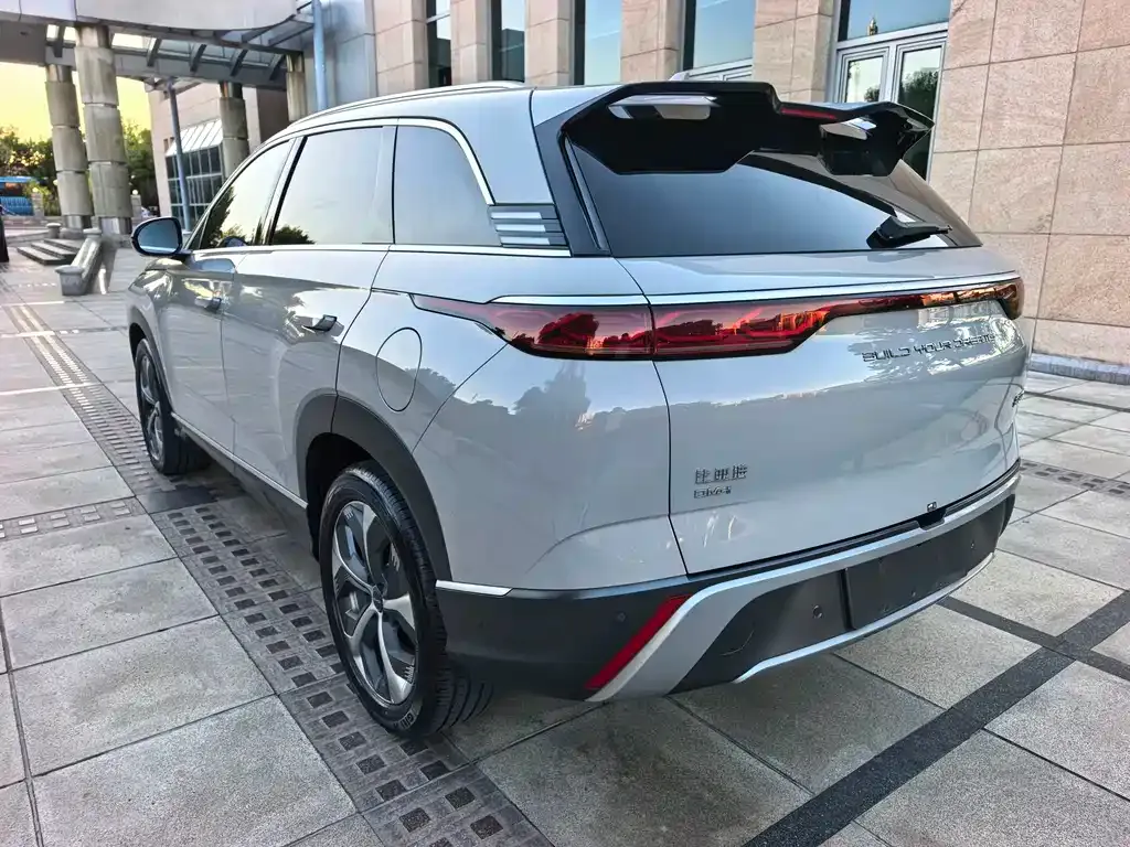 BYD Frigate 07 — фото 10