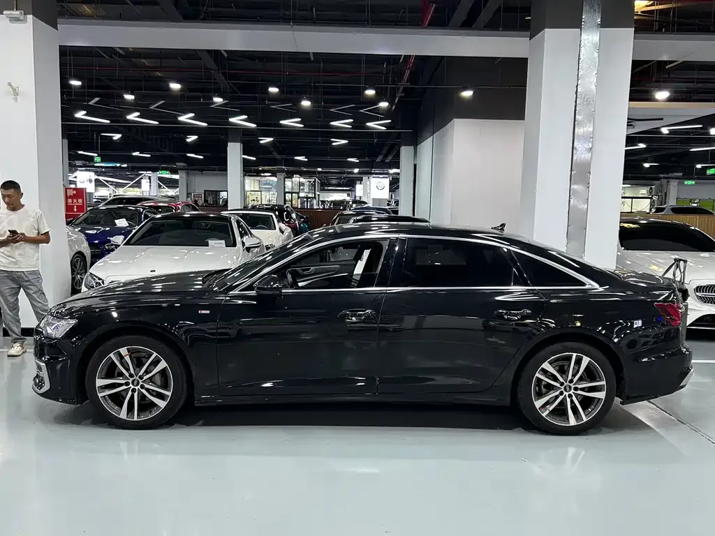 Audi A6L — фото 3