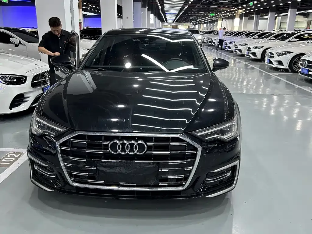 Audi A6L — фото 4